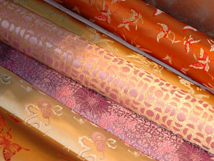 Beeld 2 McLennan's Pure Silk
